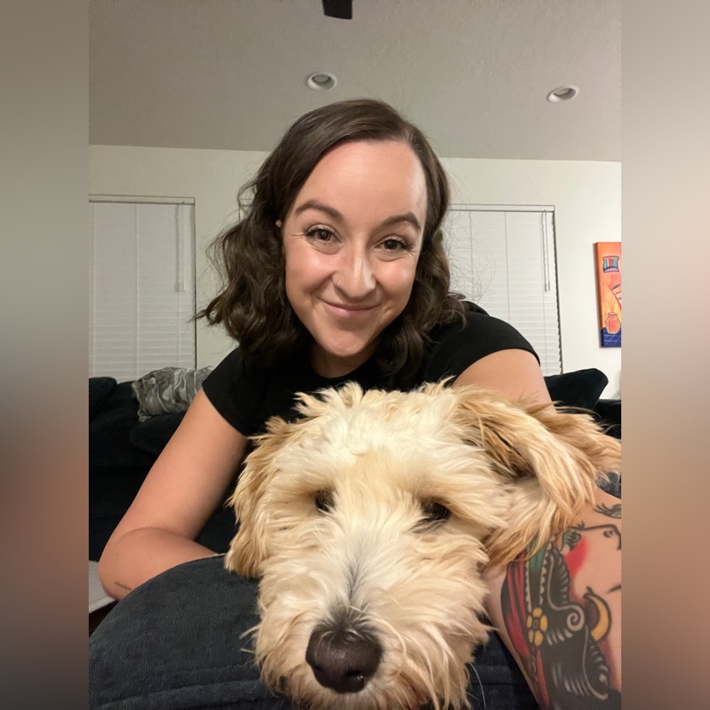 Meet your Posher, Dani